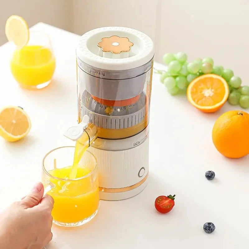 JUSTINLAU Portable Household Juicer Extractor Juice Separating USB Charging Fruit Juice Extractor Multi-functional Juicer